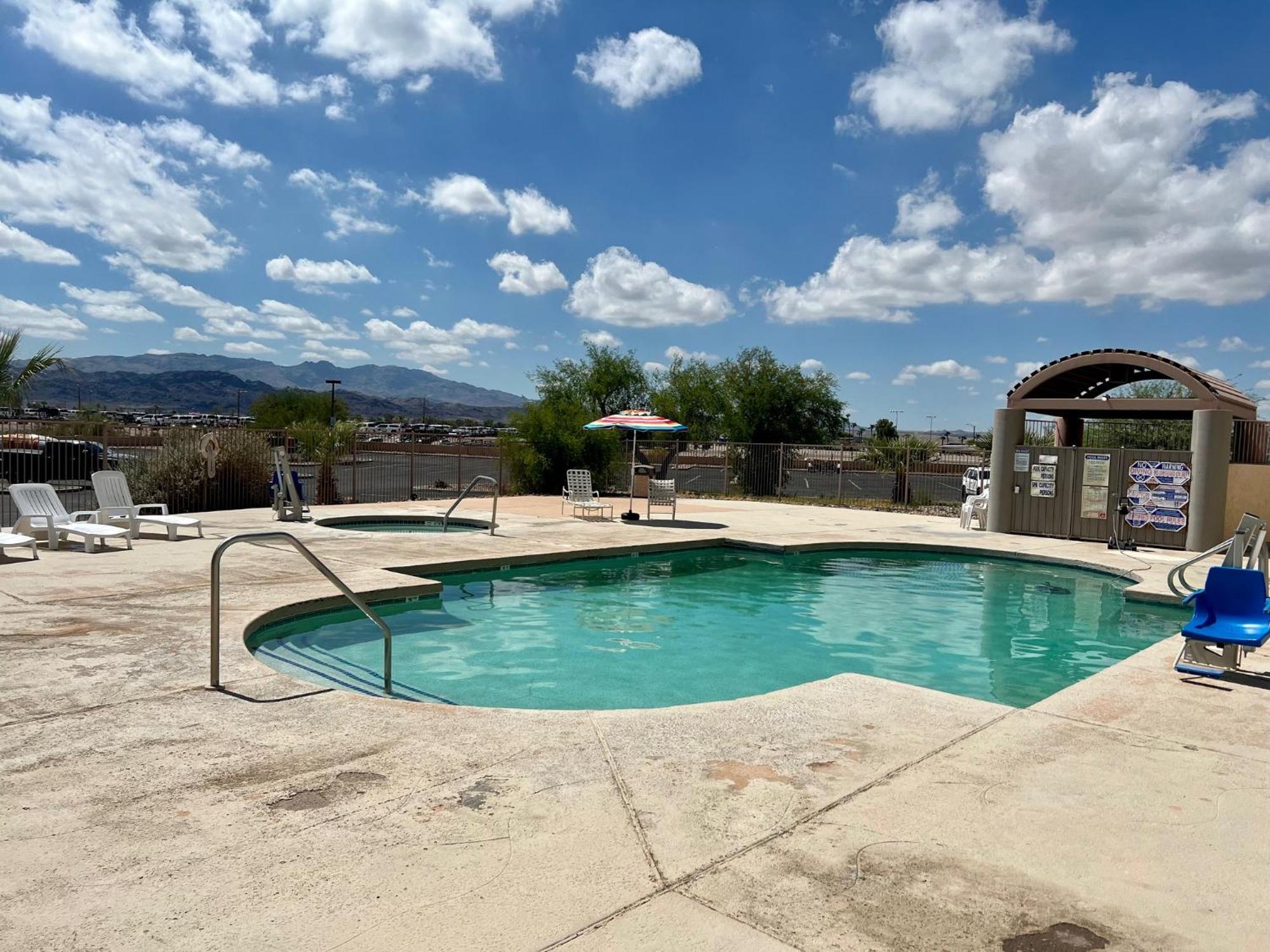 Studio 6 Suites Lake Havasu City Az Exteriör bild